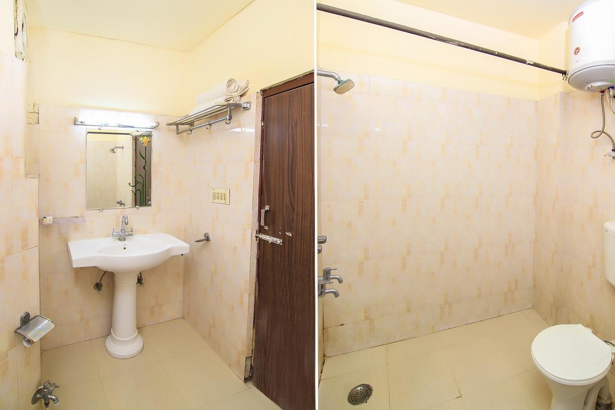 Oyo 2569 Hotel Paradise Kanpur Esterno foto
