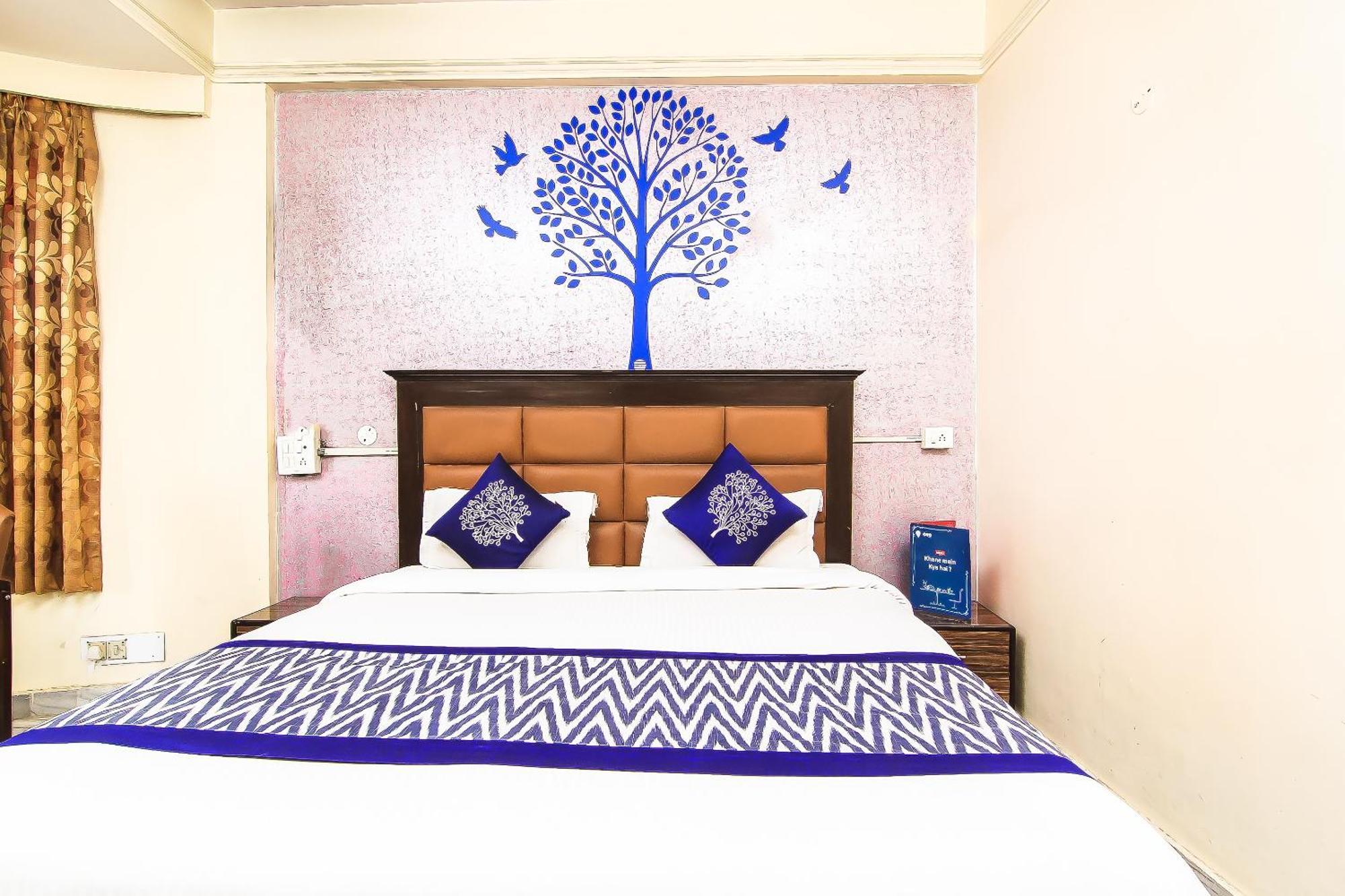 Oyo 2569 Hotel Paradise Kanpur Esterno foto