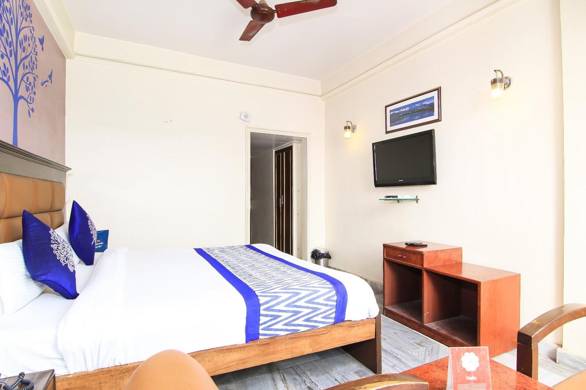 Oyo 2569 Hotel Paradise Kanpur Esterno foto