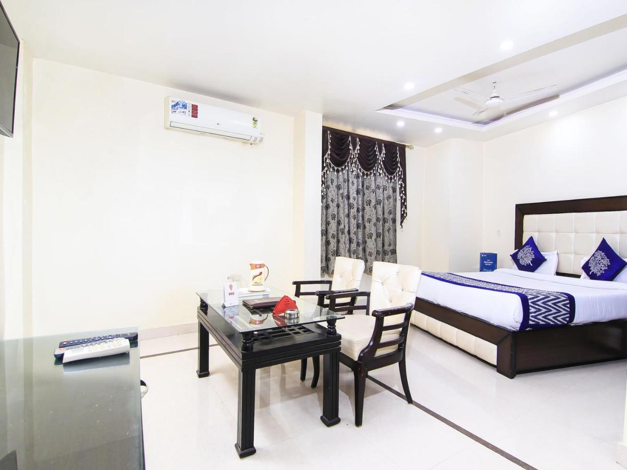 Oyo 2569 Hotel Paradise Kanpur Esterno foto